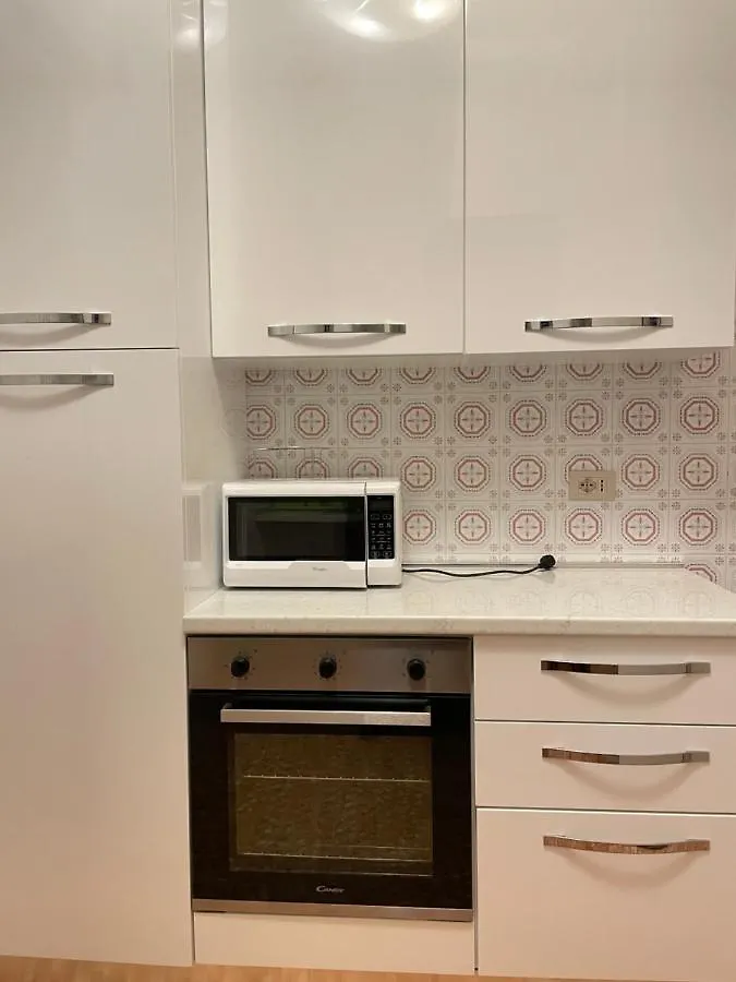 לידו די ג'סולו Residence Vela - Walterigato Apartments Solo Per Famiglie איטליה